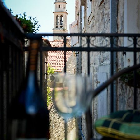 Bell Tower Apartment Budva Luaran gambar