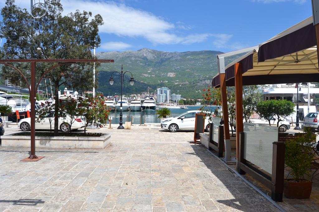 Bell Tower Apartment Budva Luaran gambar