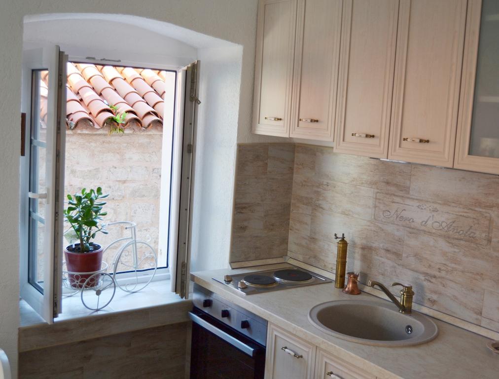Bell Tower Apartment Budva Luaran gambar