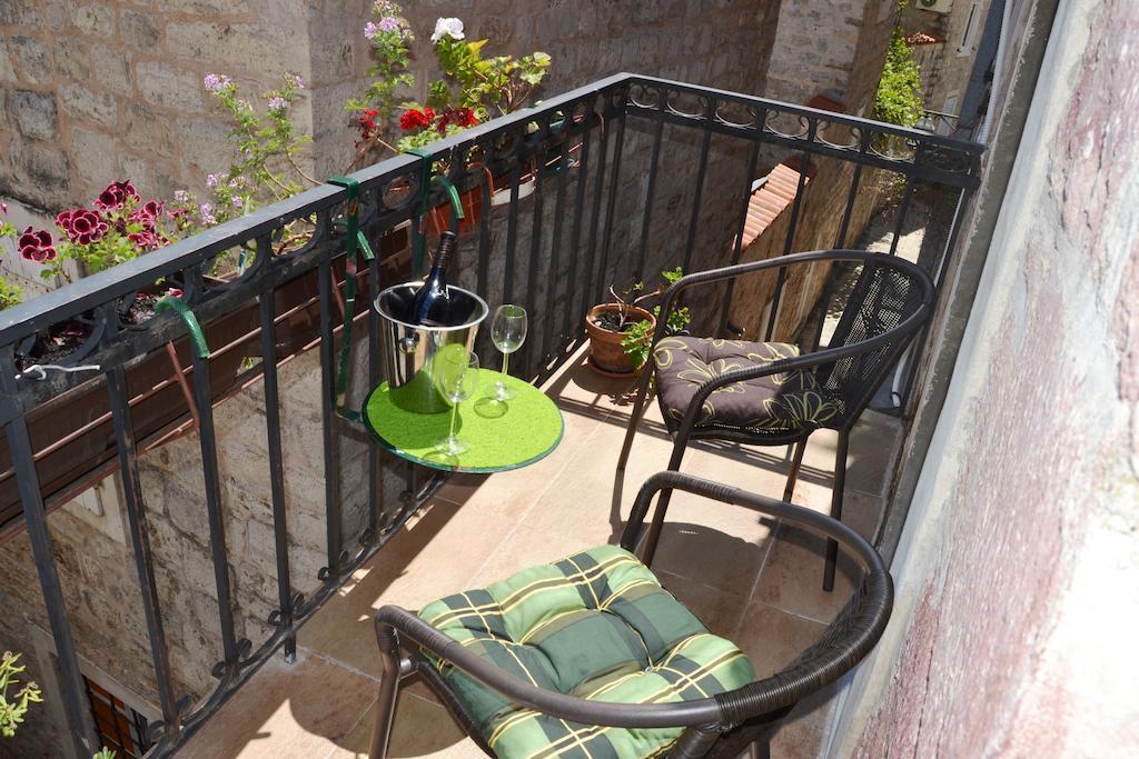Bell Tower Apartment Budva Luaran gambar